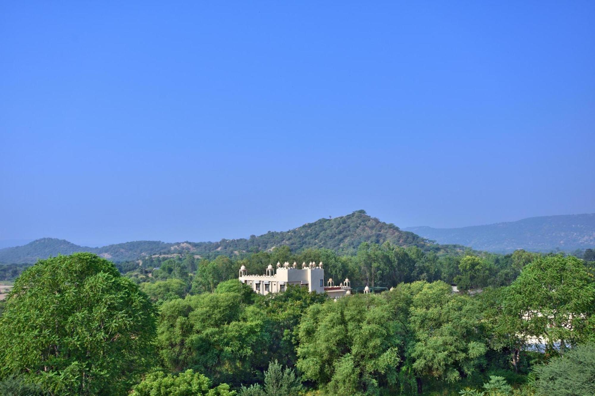 Le Meridien Jaipur Resort & Spa Dış mekan fotoğraf